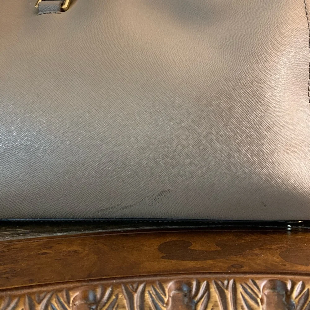 Michael Kors Kellen Saffiano Satchel Purse - Picture 6 of 16